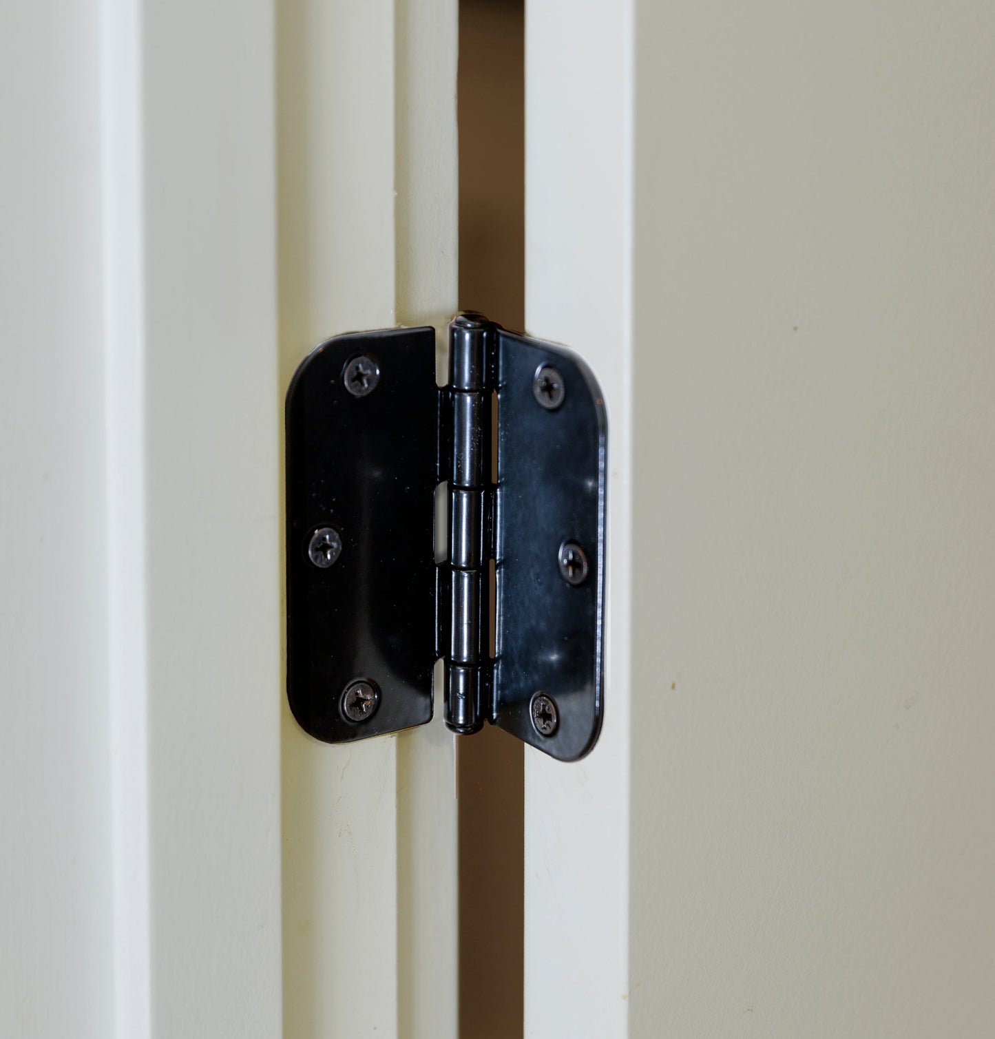 3-1/2" x 3-1/2" Rounded Corner Butt Hinge Kit (18 Pack)