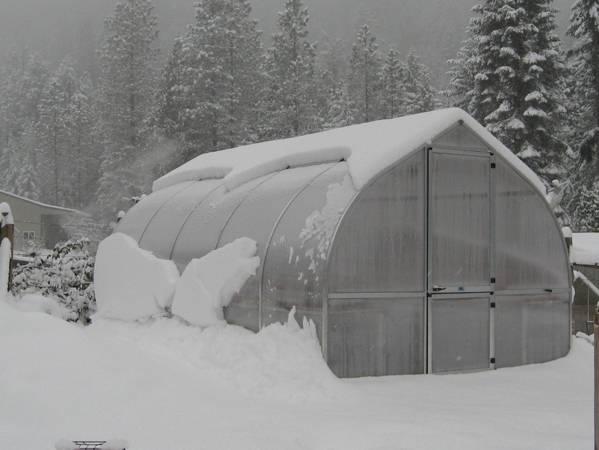 Riga 5 Polycarbonate Greenhouse in Cold Climate