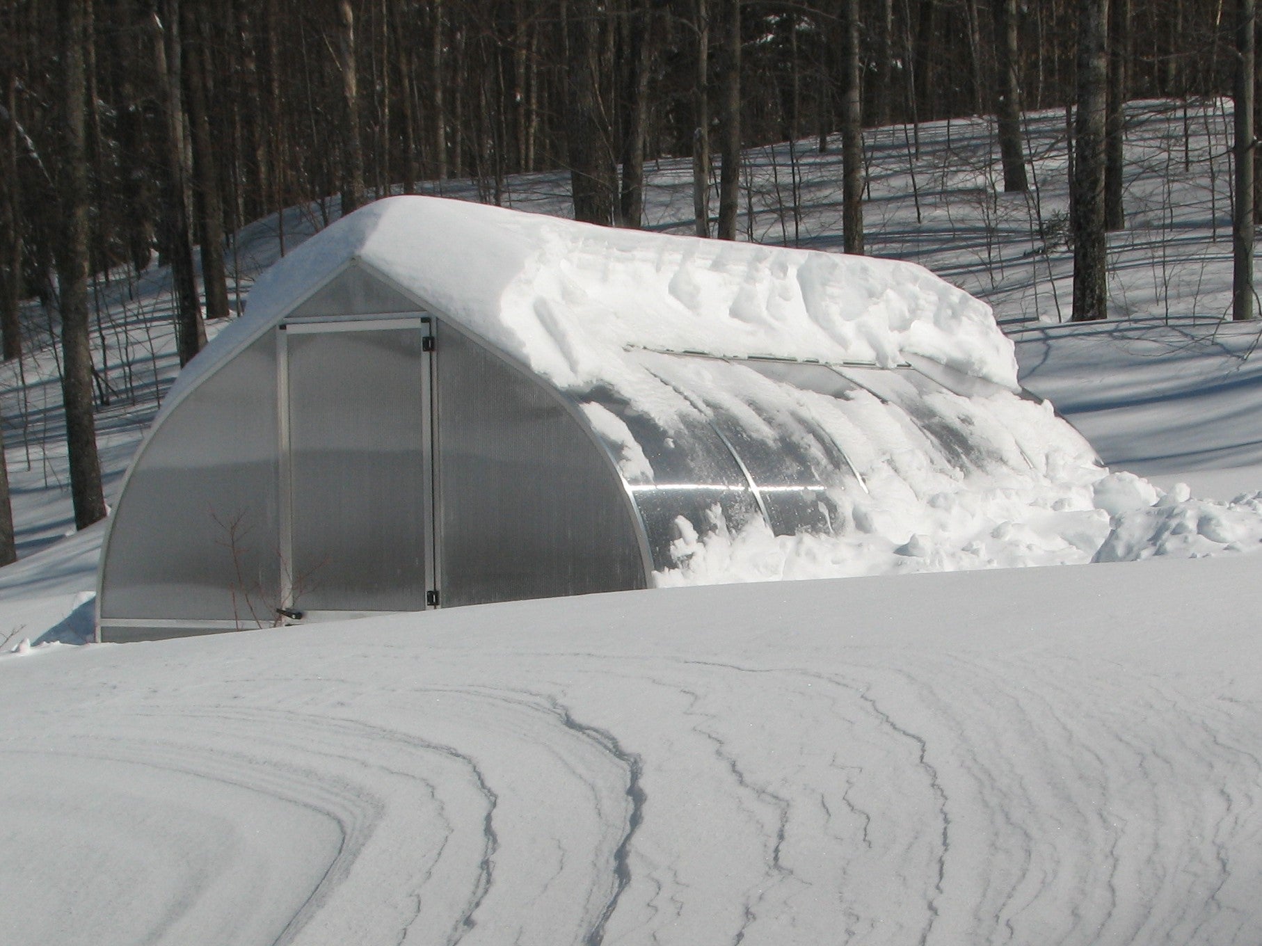 Riga 5 Polycarbonate Greenhouse Heave Snowfall