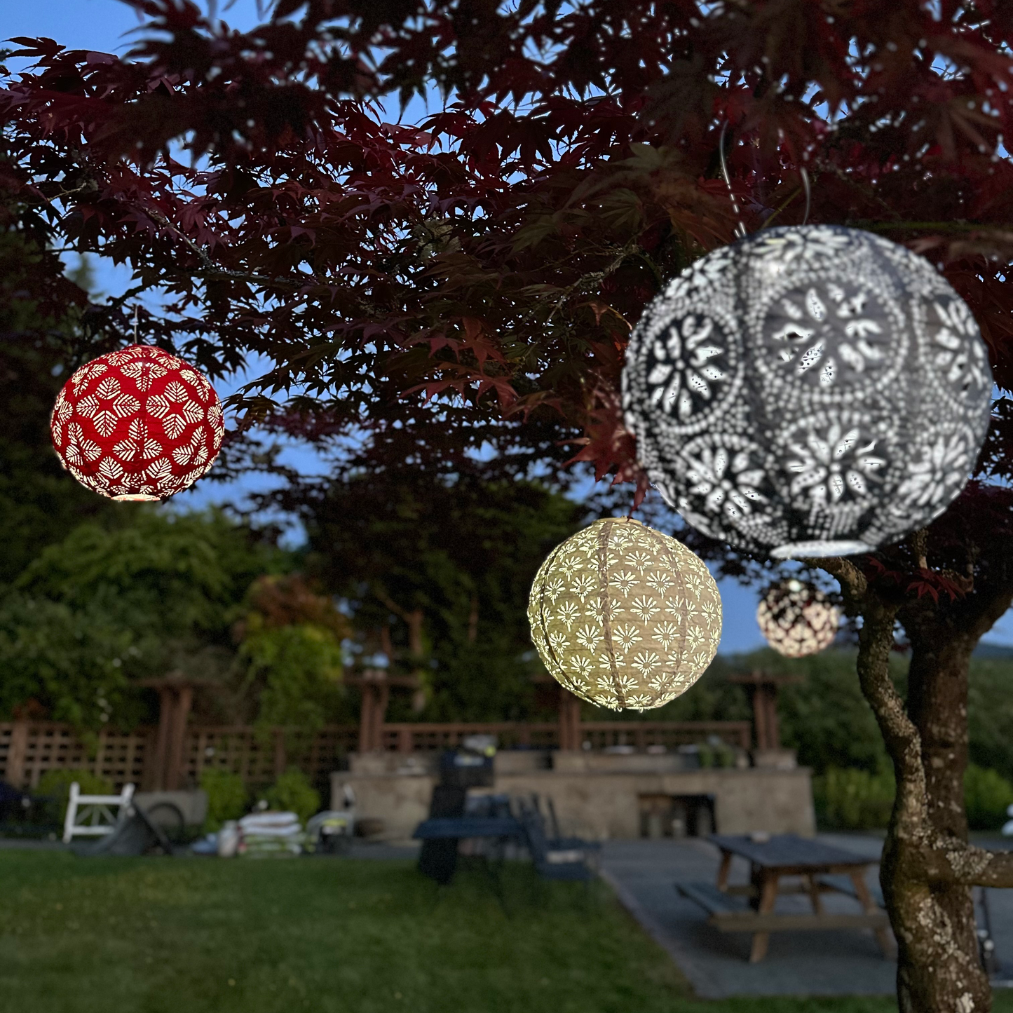 Soji Stella Red White Blue Solar Lantern 3-pack