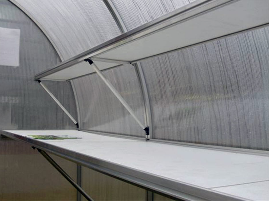 Riga greenhouse bottom shelf removable panels